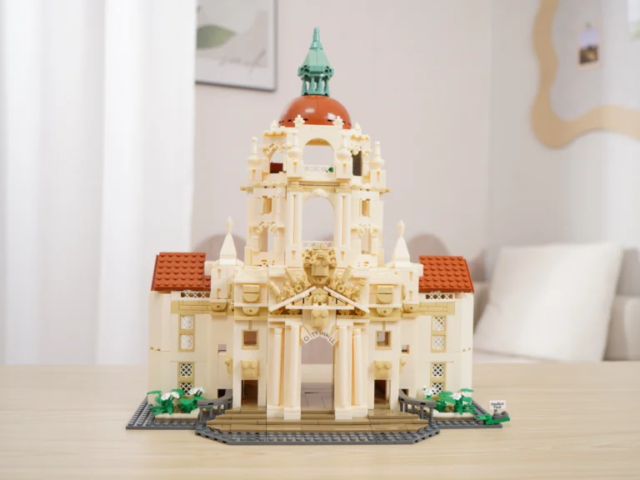Orange dome and green cupola on the city hall brick model