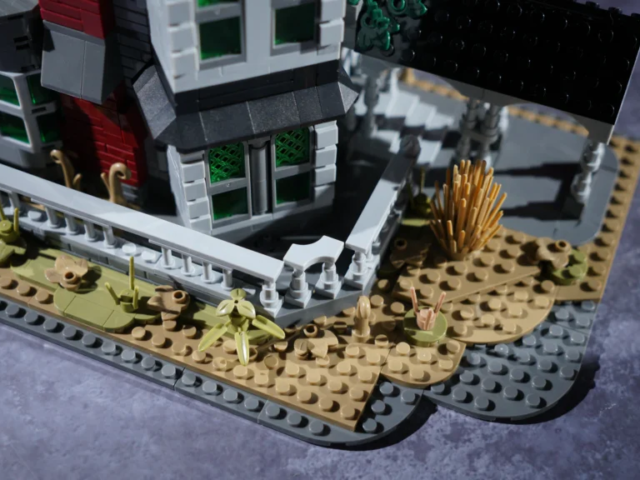 Brick-built Victorian mansion displayed on a shelf